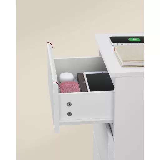 Éjjeliszekrény, 3 fiókkal, 2 beépített csatlakozóval, 2 USB porttal