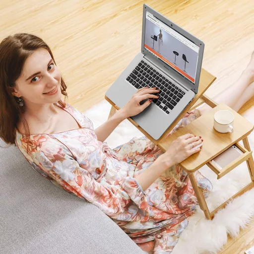 SONGMICS Bambusz Laptop Asztal, Összecsukható Ágyasztal, Magasságban Állítható Kanapé