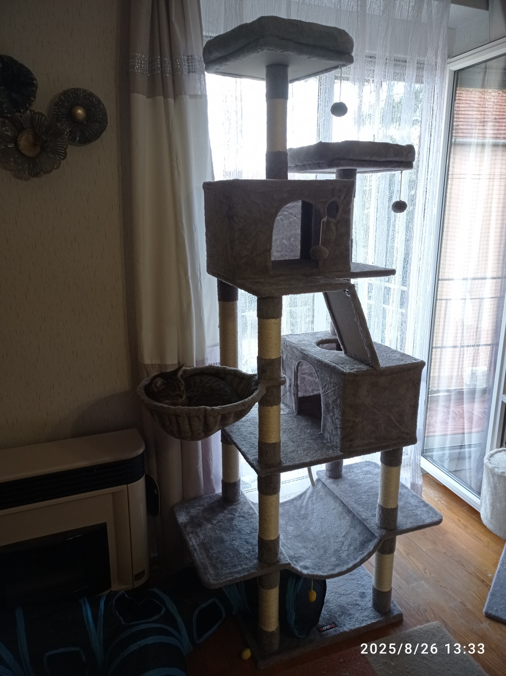 Macska kaparófa, többszintes, pihenőkosárral, szürke 60x50x206cm